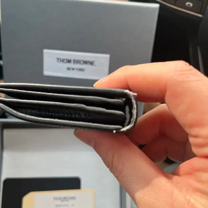 [BUNJANG] Tom Browne Pebble Grain Double Wallet / 톰브라운 페블 그레인 더블지갑 (마지막특가)