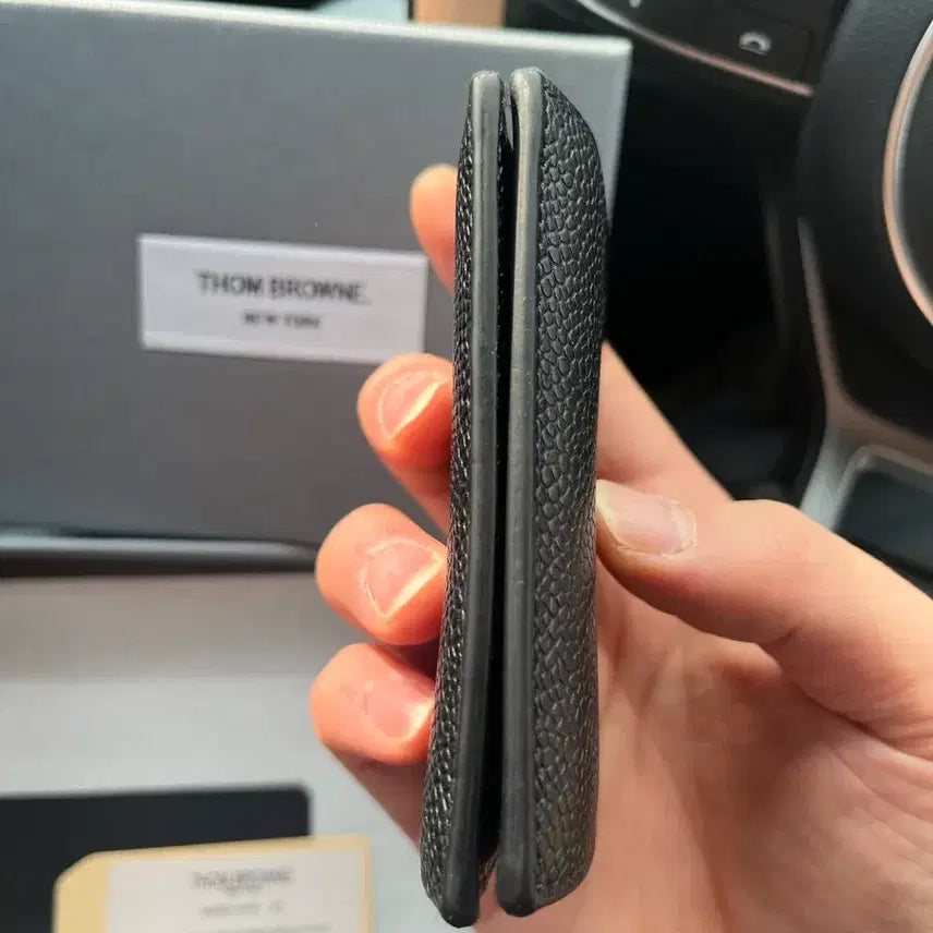 [BUNJANG] Tom Browne Pebble Grain Double Wallet / 톰브라운 페블 그레인 더블지갑 (마지막특가)