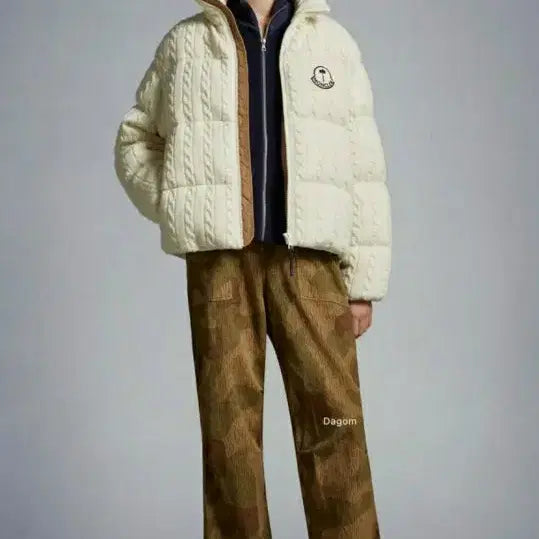 [BUNJANG] NewJeans Minji Moncler Padded Jacket / 빠른거래네고 (0) 몽클레어 뉴진스 민지 패딩 파카 점퍼 자켓