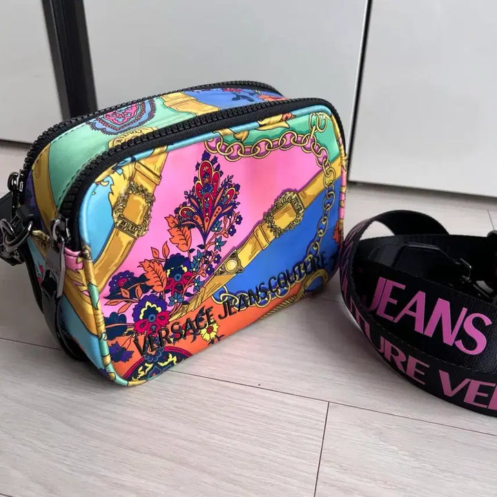 [SOLD OUT] 베르사체 진스 꾸뛰르 미니 숄더백