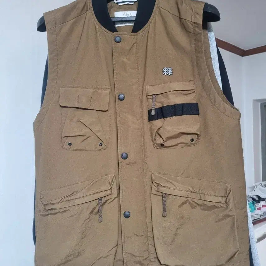 [BUNJANG] Kolon Sport Brown Multi-Pocket Vest 95 / (새옷 수준)코오롱스포츠 브라운 멀티포켓 베스트 조끼 95사이즈