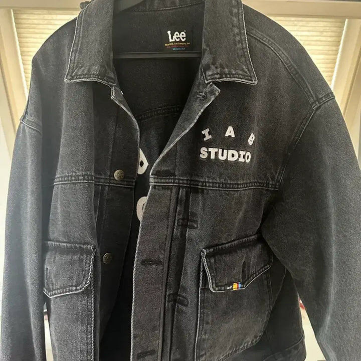 [BUNJANG] IAB Studio Lee Black Denim Jacket / IAB STUDIO X LEE / 아이앱스튜디오 X 리 흑청자켓