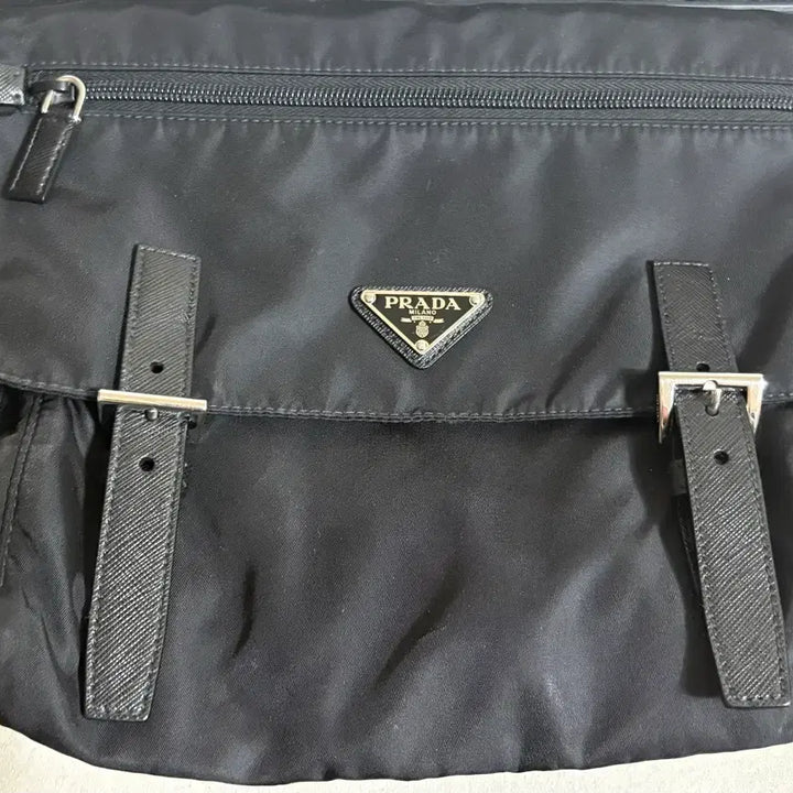 [BUNJANG] Prada Nylon Triangle Logo Messenger Bag / 프라다 나일론 삼각로고 메신저백