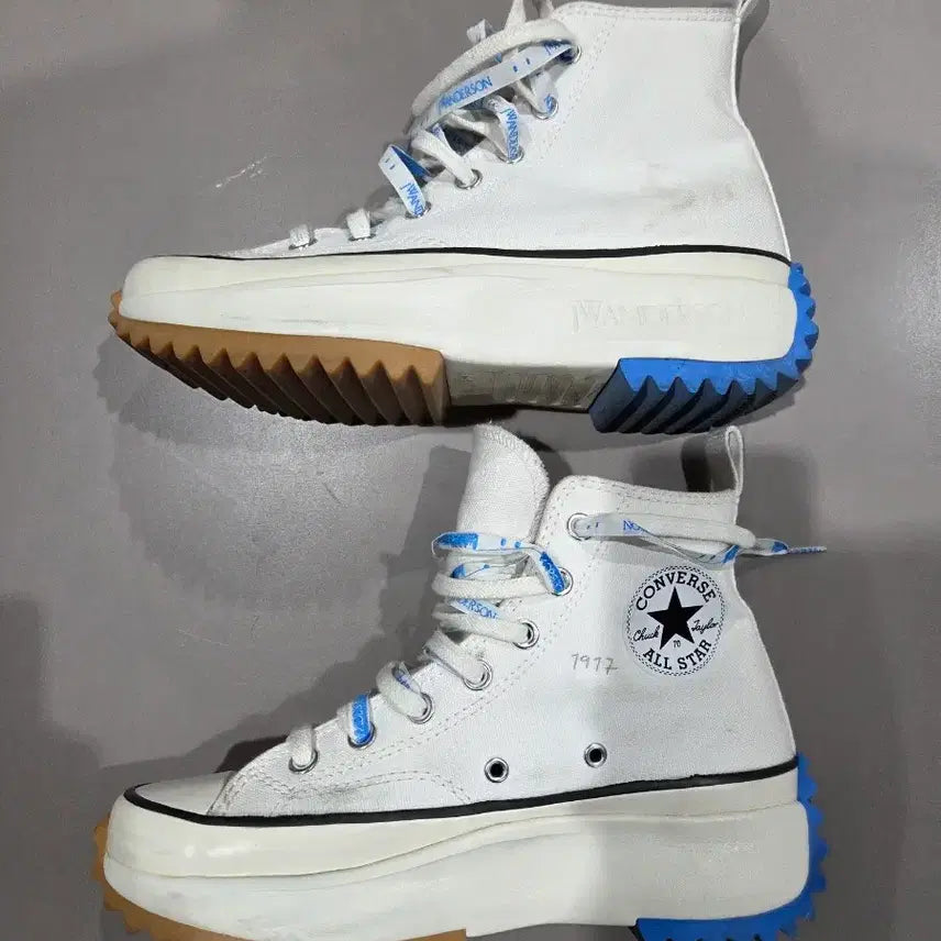 [BUNJANG] Converse Run Star Hike JW Anderson White Sneakers / 컨버스 런스타 하이크 JW 앤더슨 화이트 240