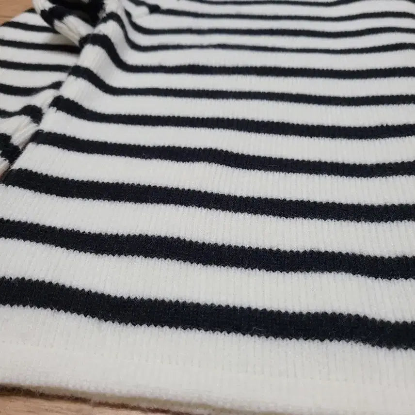 [BUNJANG] Striped Cardigan / 스트라이프 가디건