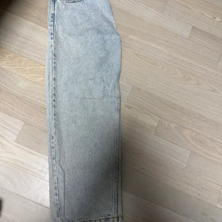 [BUNJANG] Polar Skate Co. Light Wash Denim Pants / Polar Skate Co. 라이트 워싱 데님 팬츠