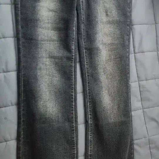 [BUNJANG] Black Bootcut Jeans / 부츠컷 검정 청바지