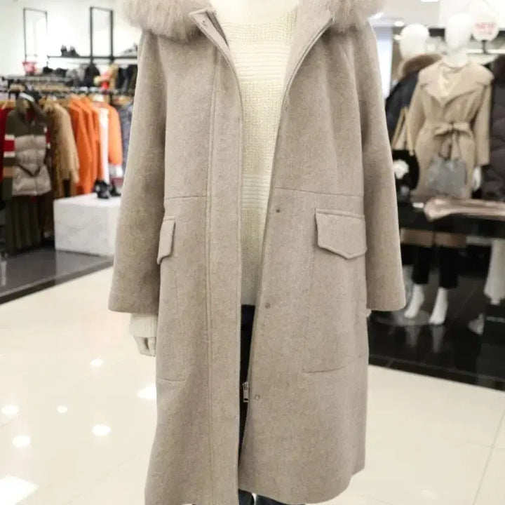 [BUNJANG] KL by LYNN Fox Fur Hooded Jacket / KL by LYNN 루즈핏 폭스퍼 후드자켓 택포