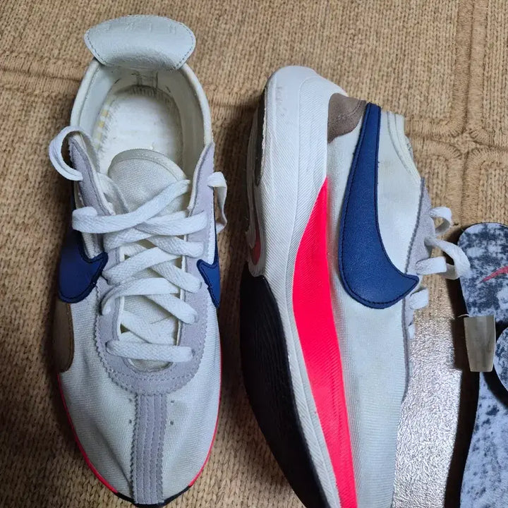 [BUNJANG] Nike Moon Racer White Blue Sneakers / 나이키 문레이서 흰파핑260ㄱ