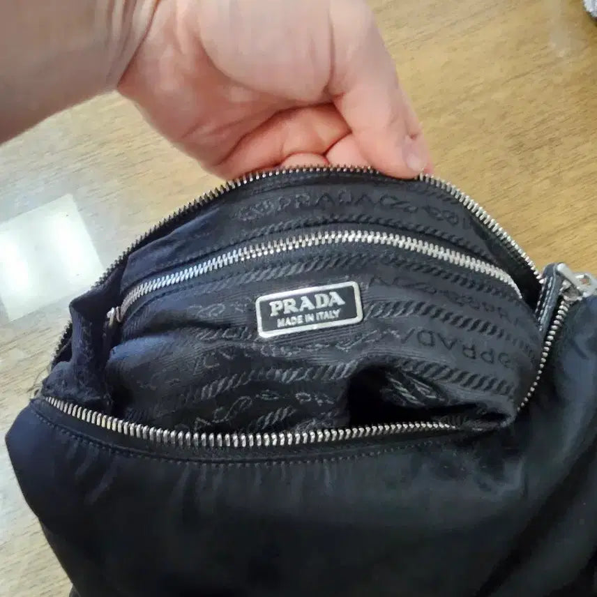 [BUNJANG] Prada Crossbody Bag / 프라다 정품 크로스백