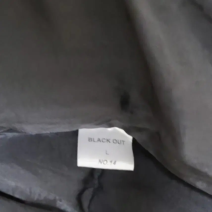 [BUNJANG] Pierce Blackout Leopard Leather Down Padding / 피어스 블랙아웃 레오파드 레더 다운 패딩