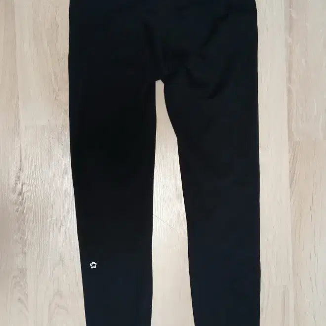 [BUNJANG] Mulawear Leggings / 뮬라웨어 레깅스