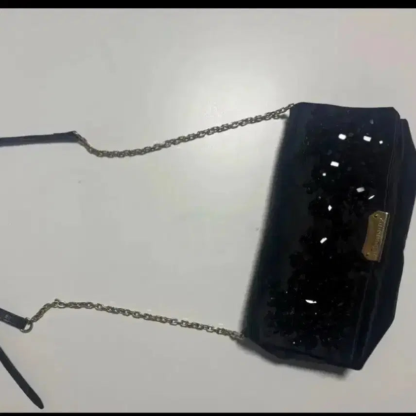 [BUNJANG] Burberry Black Beaded Chain Shoulder Bag / 버버리 블랙 비즈 체인백