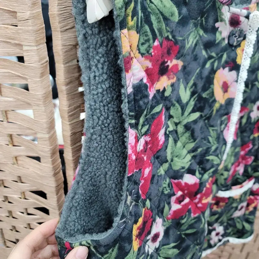 [BUNJANG] Floral Quilted Hooded Vest / (새상품) 플라워 퀼팅 후드 조끼