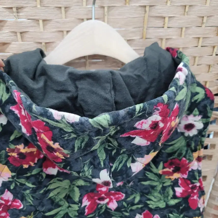[BUNJANG] Floral Quilted Hooded Vest / (새상품) 플라워 퀼팅 후드 조끼