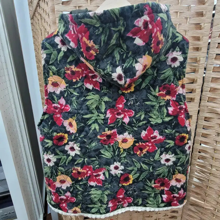 [BUNJANG] Floral Quilted Hooded Vest / (새상품) 플라워 퀼팅 후드 조끼