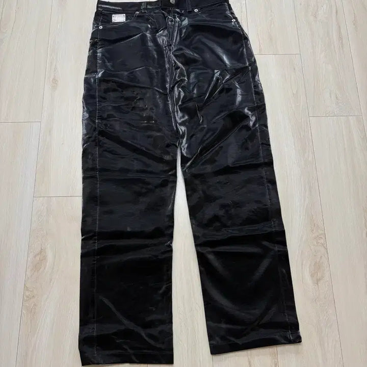[BUNJANG] LEEY Patent Pants / LEEY 유광 팬츠 s
