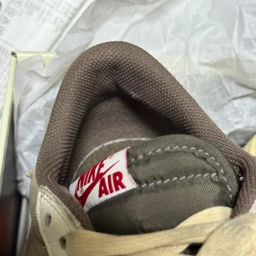 [BUNJANG] Travis Scott Reverse Mocha Sneakers / 260 정품) 트래비스 스캇 리버스 모카