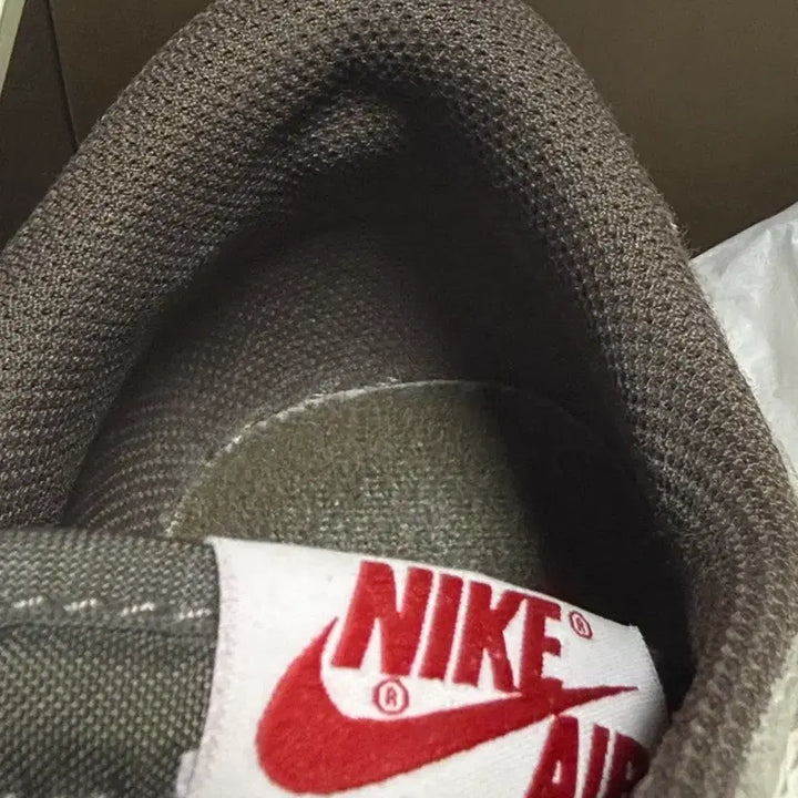 [BUNJANG] Travis Scott Reverse Mocha Sneakers / 260 정품) 트래비스 스캇 리버스 모카