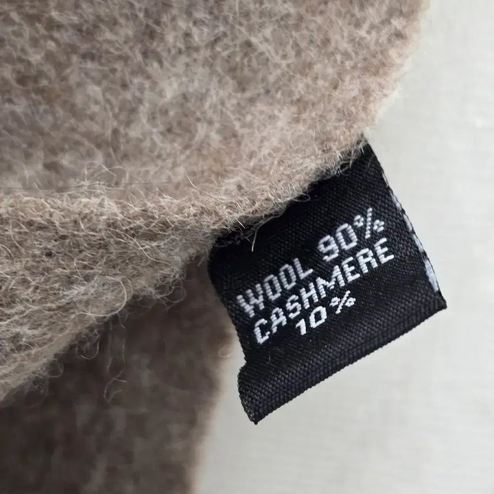 [BUNJANG] Brown Wool Muffler with Dog Embroidery / 브라운 울 머플러 (강아지 자수) [B10499]