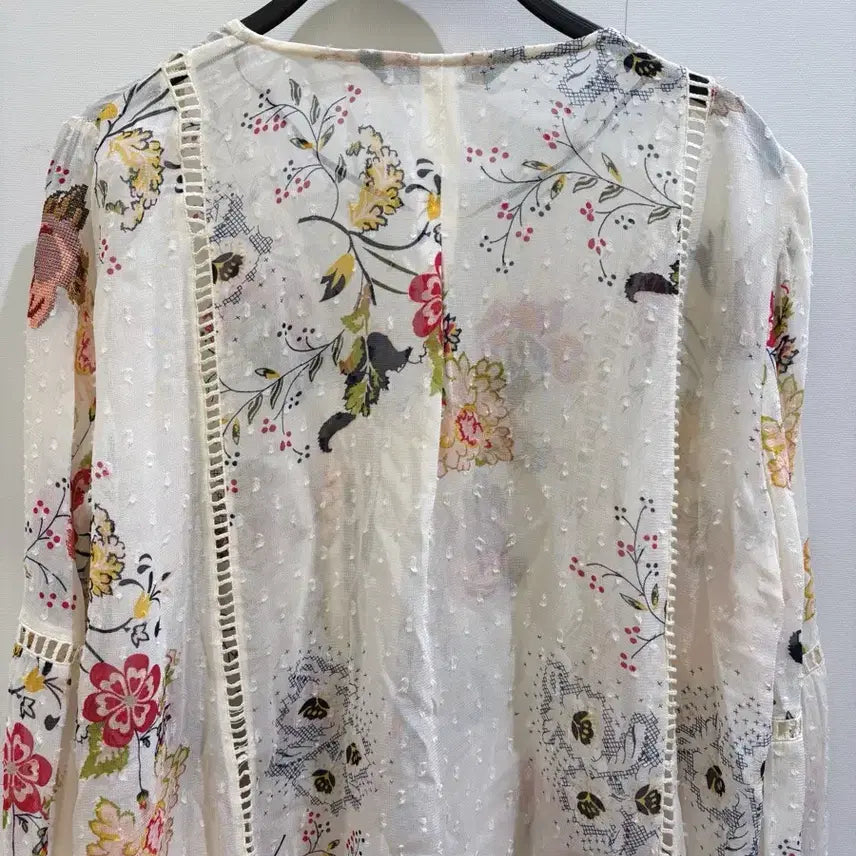 [SOLD OUT] 자라 시스루 자수 블라우스 아이보리 플라워 에스닉 XS 새상품