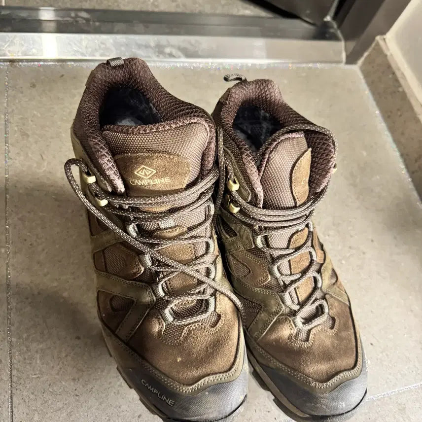 [BUNJANG] Camp Line Santiago 280 Hiking Boots / 캠프라인 산티아고 280 팝니다