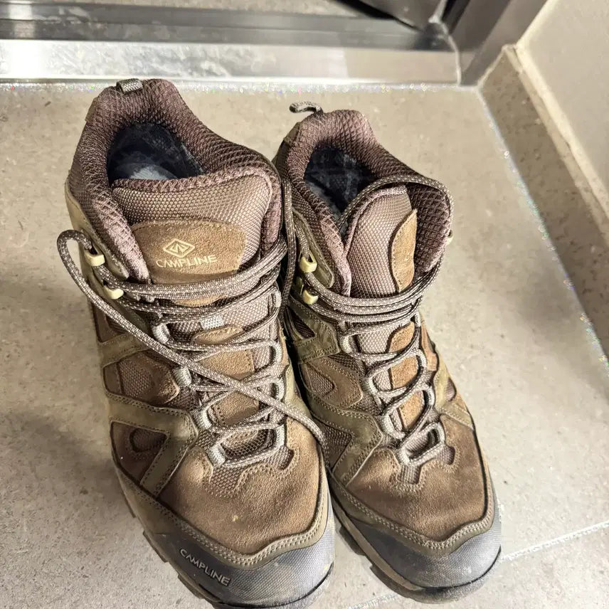 [BUNJANG] Camp Line Santiago 280 Hiking Boots / 캠프라인 산티아고 280 팝니다