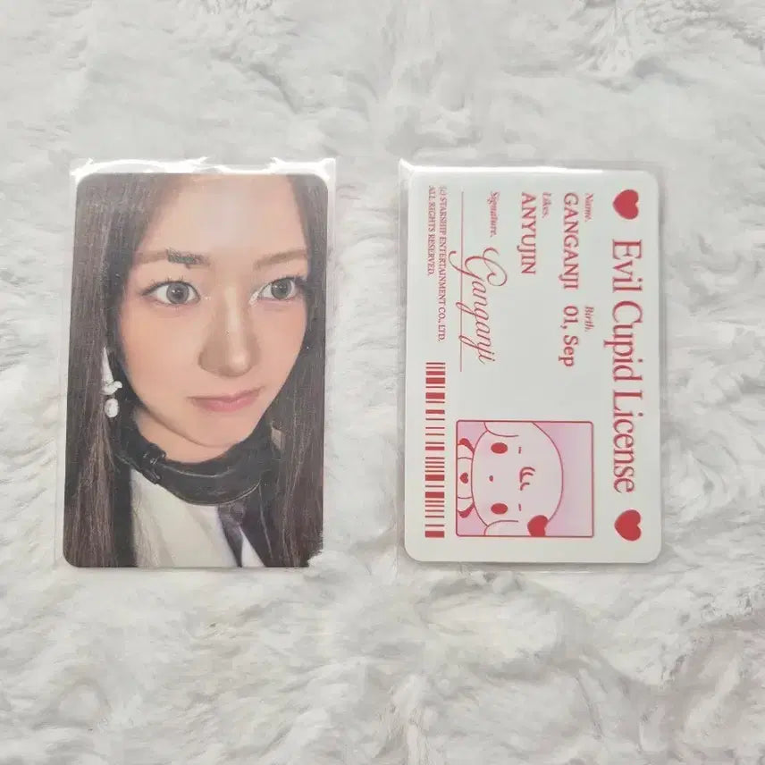[BUNJANG] Minive Kang Anji Photocard SECRET EVIL CUPID ver. / 최저!!)미니브 강안지 포카/SECRET EVIL CUPID ver.