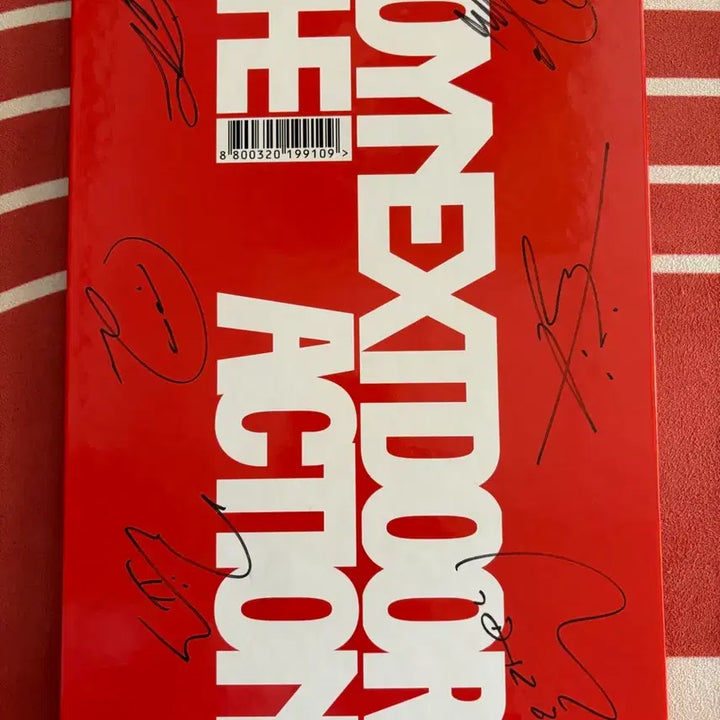 보이넥스트도어 싸인앨범