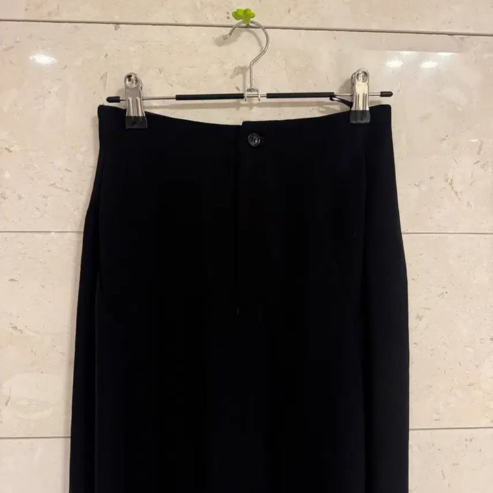 [SOLD OUT] 빈티지 꼼데가르송 미디 스커트 블랙 s