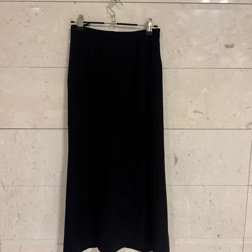 [SOLD OUT] 빈티지 꼼데가르송 미디 스커트 블랙 s