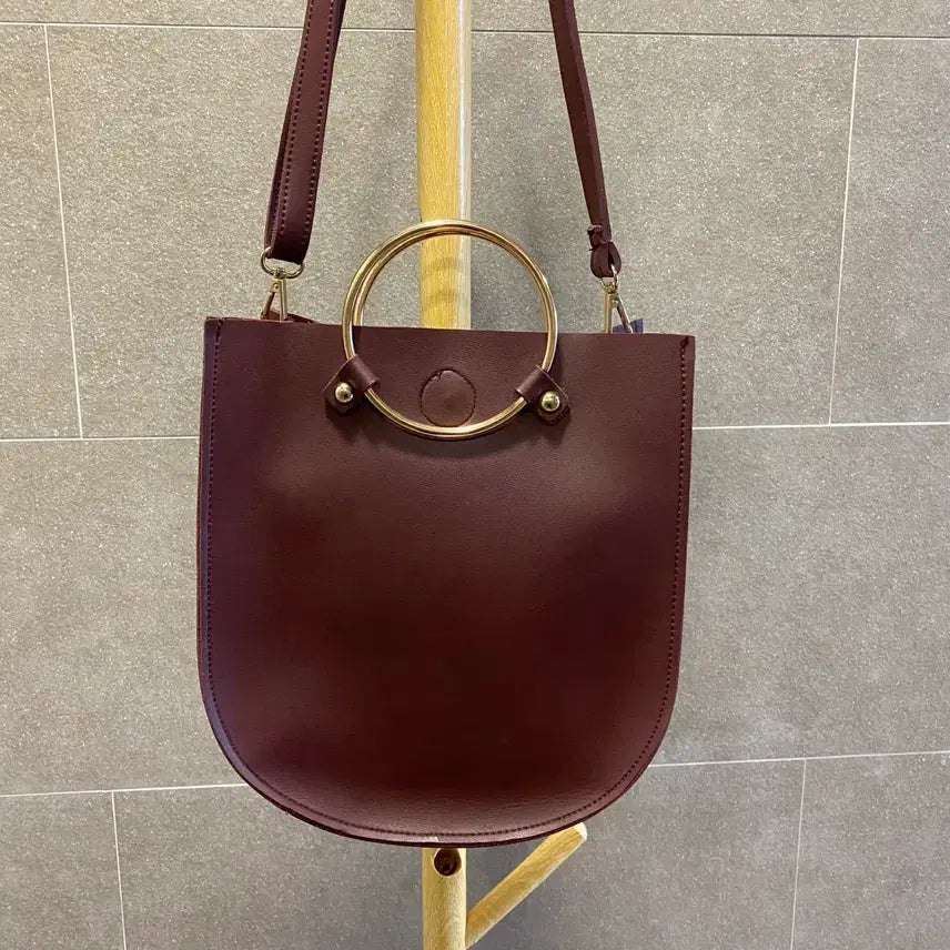 [BUNJANG] Gold Ring Burgundy Half Bag with Pouch Set / [새상품] 골드링 버건디 하프백+파우치 셋트