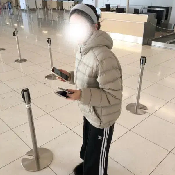 [BUNJANG] Yue Light Down Padding Beige / YUE LIGHT DOWN PADDING 베이지 2