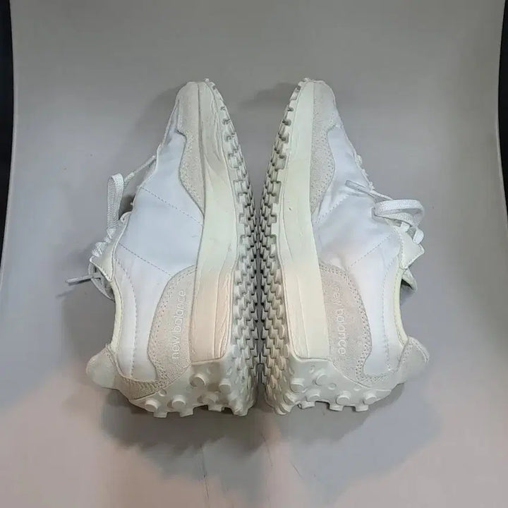 [BUNJANG] New Balance 327 Sneakers 225mm / 뉴발란스 327 운동화 225mm