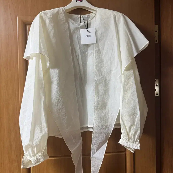 [BUNJANG] ethos Cape Blouse / 에토스 ethos 케이프 블라우스 새상품