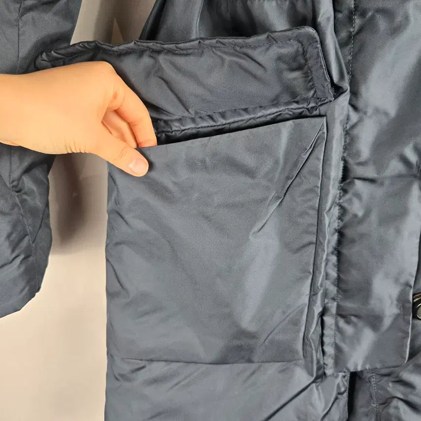 [BUNJANG] Benetton Duck Down Padded Jacket (Size 66-77) / [무료배송]베네통 44 여성 안감퍼 라쿤퍼 덕 다운 패딩 (66-77)