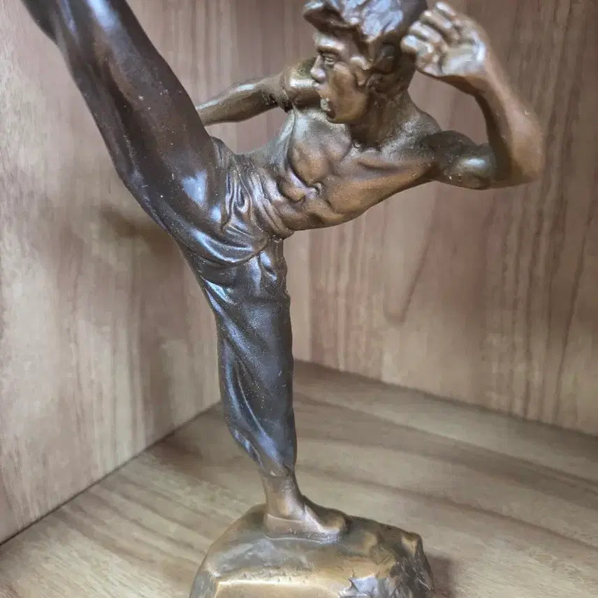 [BUNJANG] Bruce Lee Bronze Sculpture / 이소룡 동조각상