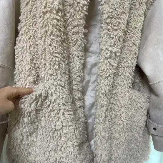 [BUNJANG] ALEXIA STAM Shearling Mouton / 득템찬스)제니도입는  ALEXIA STAM 양털 무스탕