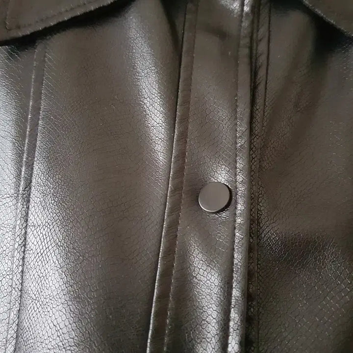 [BUNJANG] Short Faux Leather Jacket / 빅카라 퍼프 벌룬 가죽자켓 숏자켓