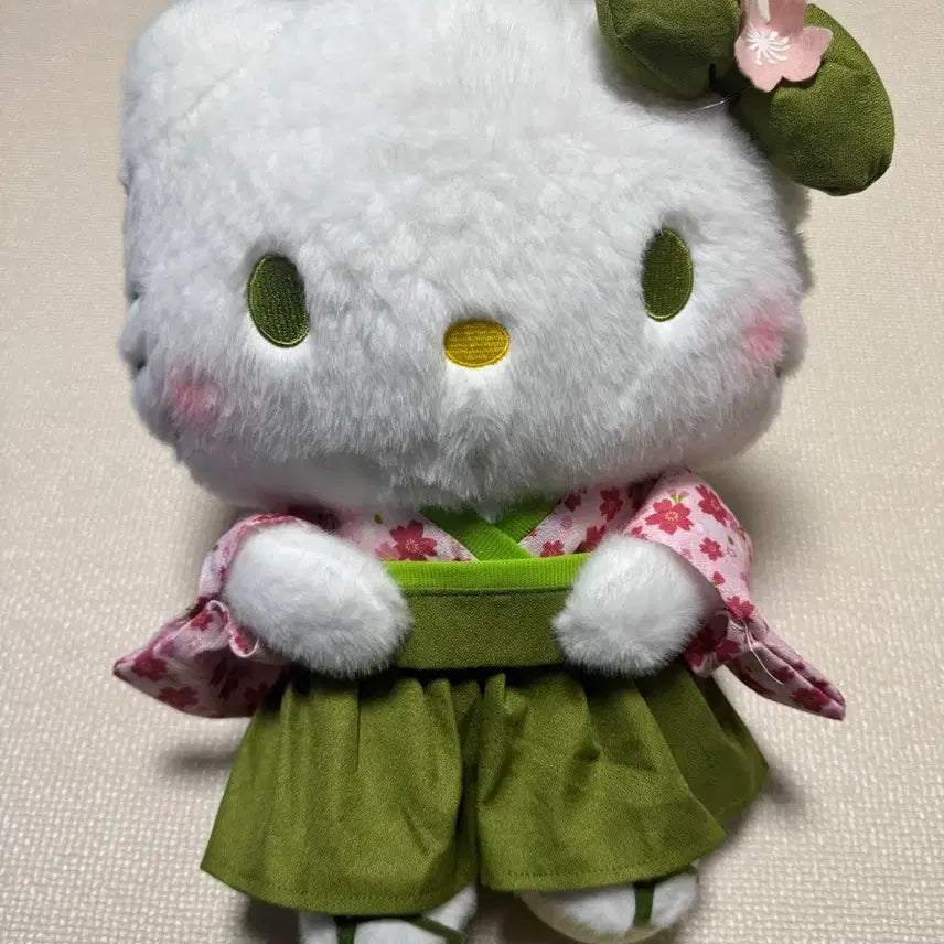 [BUNJANG] Sanrio Japan Limited Sakura Matcha Kimono Hello Kitty / (새상품) 일본 한정판 벚꽃 말차 기모노 키티