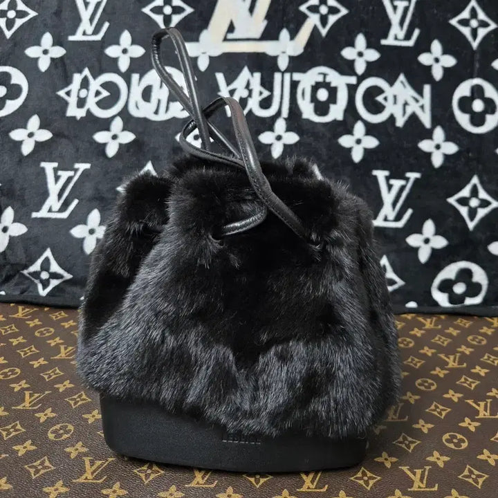 [BUNJANG] Natural Full Skin Mink Tote &amp; Shoulder Bag / (새상품)천연 풀스킨 밍크 복조리 토트&amp;숄더백