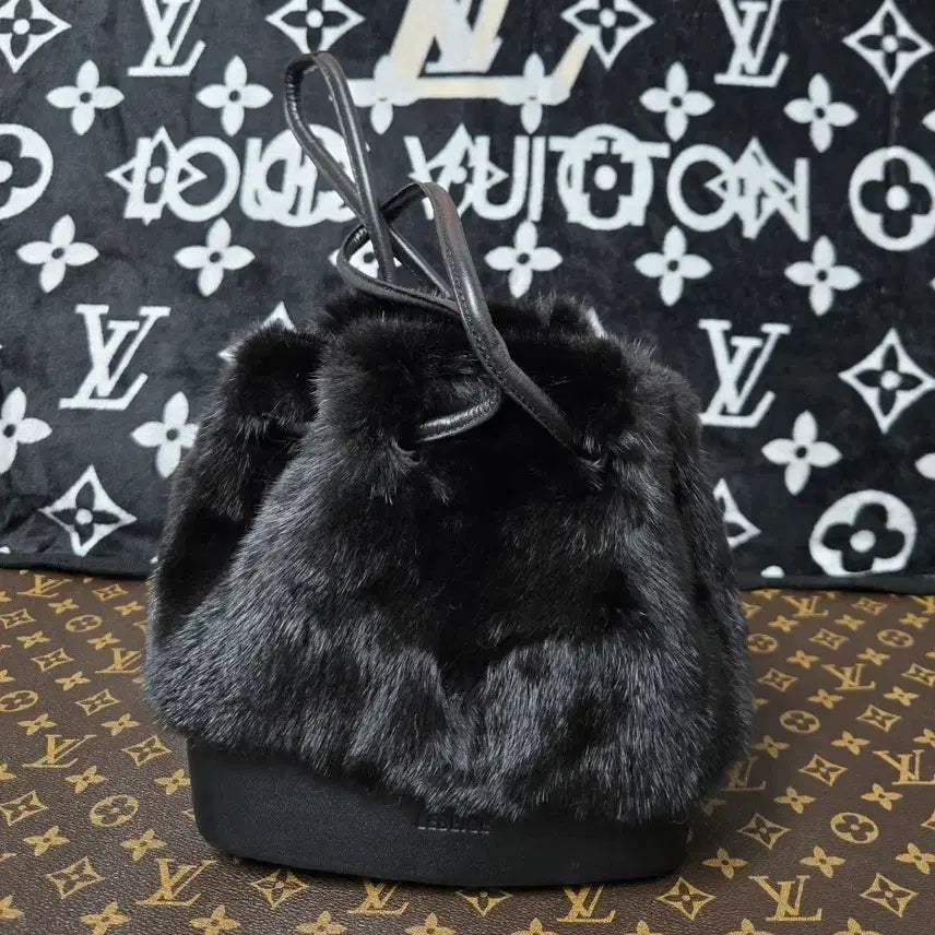 [BUNJANG] Natural Full Skin Mink Tote &amp; Shoulder Bag / (새상품)천연 풀스킨 밍크 복조리 토트&amp;숄더백