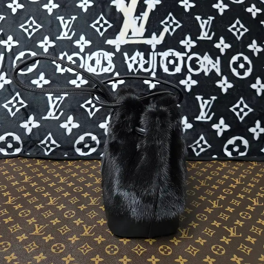 [BUNJANG] Natural Full Skin Mink Tote &amp; Shoulder Bag / (새상품)천연 풀스킨 밍크 복조리 토트&amp;숄더백