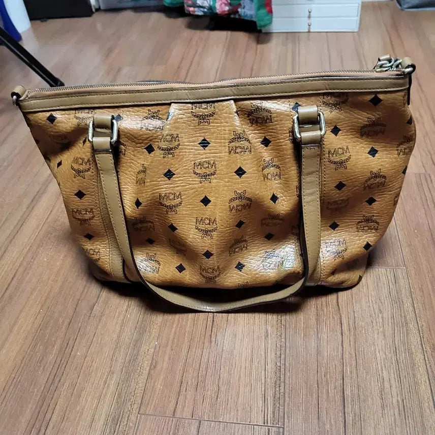 [BUNJANG] MCM Tote Bag / MCM 비세토스 토트백 성주택 있어요