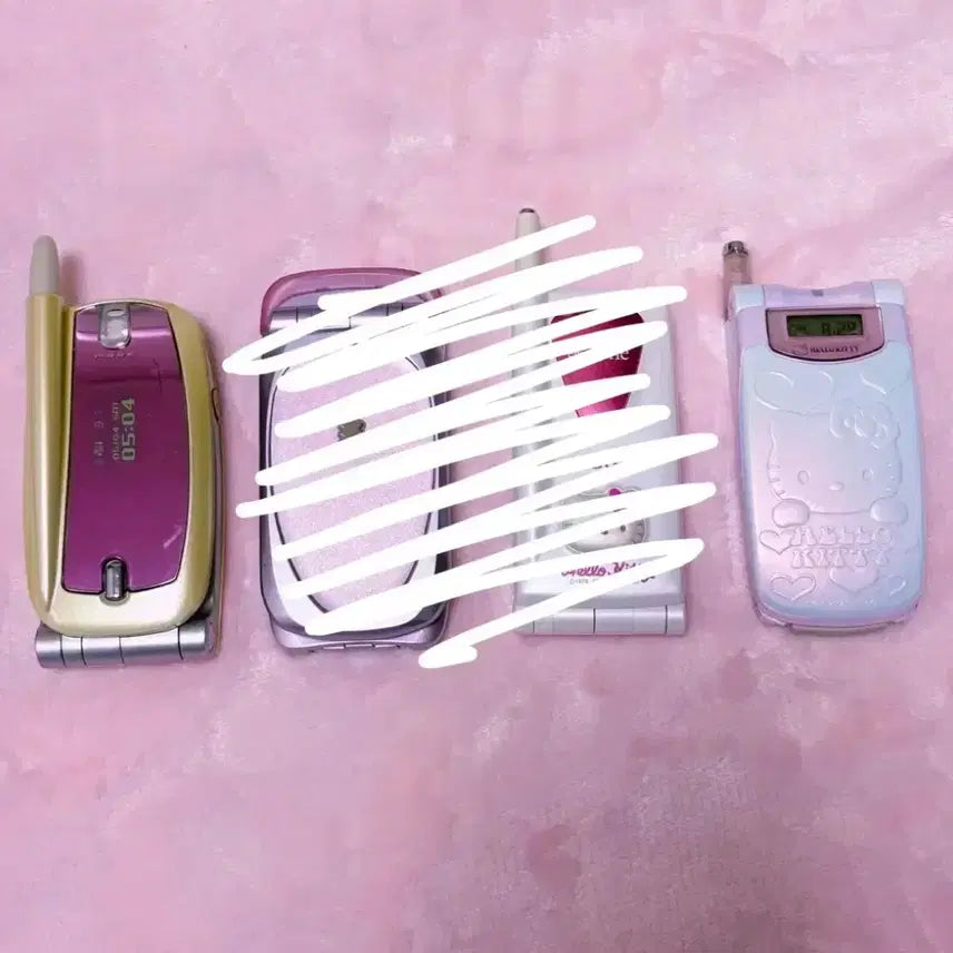 [BUNJANG] Kitty Phone Mock-up Phone Vintage Phone Bundle / 키티폰 키티 폰 목업폰 고전 키티 폰 키티스트랩