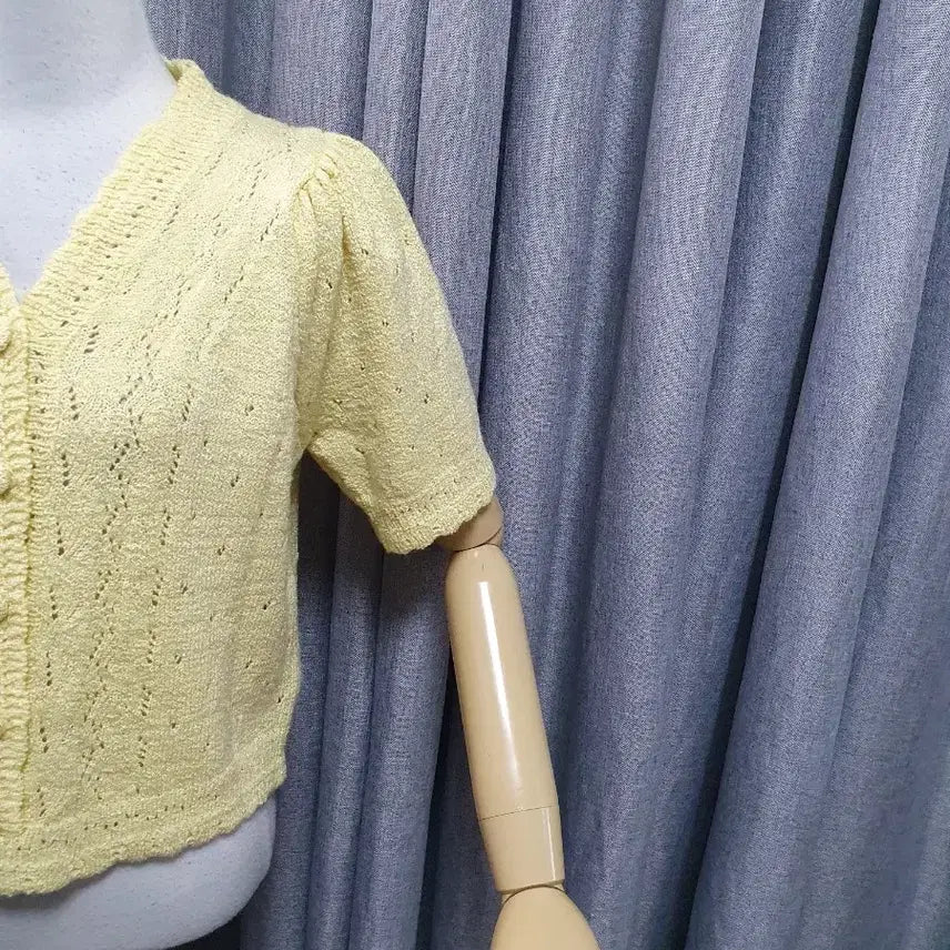 [BUNJANG] Bean Button Mustard Yellow Summer Cardigan / 콩단추 개나리 여름가디건