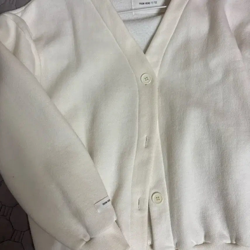 [BUNJANG] Fromheadtoto Ivory Cardigan / 프롬헤드투토 가디건