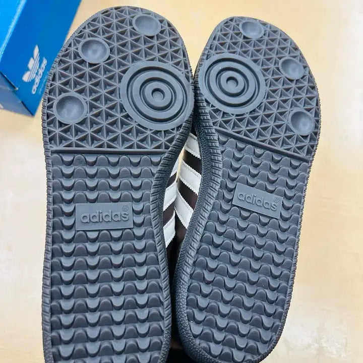 [BUNJANG] Adidas Samba OG Dark Brown Sneakers / 새상품 240 아디다스 삼바 OG 다크 브라운 클레이 브라운 정품