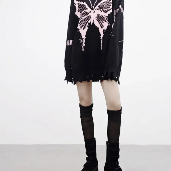 [BUNJANG] Noncode Butterfly Oversized Knit / 논코드 버터플라이 오버핏 니트