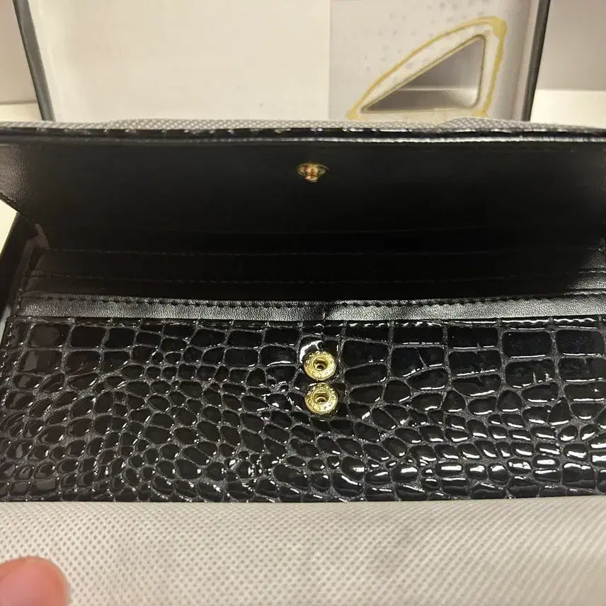 [BUNJANG] Hello Kitty Long Wallet / 정품 헬로키티 장지갑